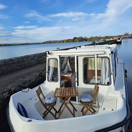 Bateau - Canal Du Nivernais Nievre Bazolles Exterior photo
