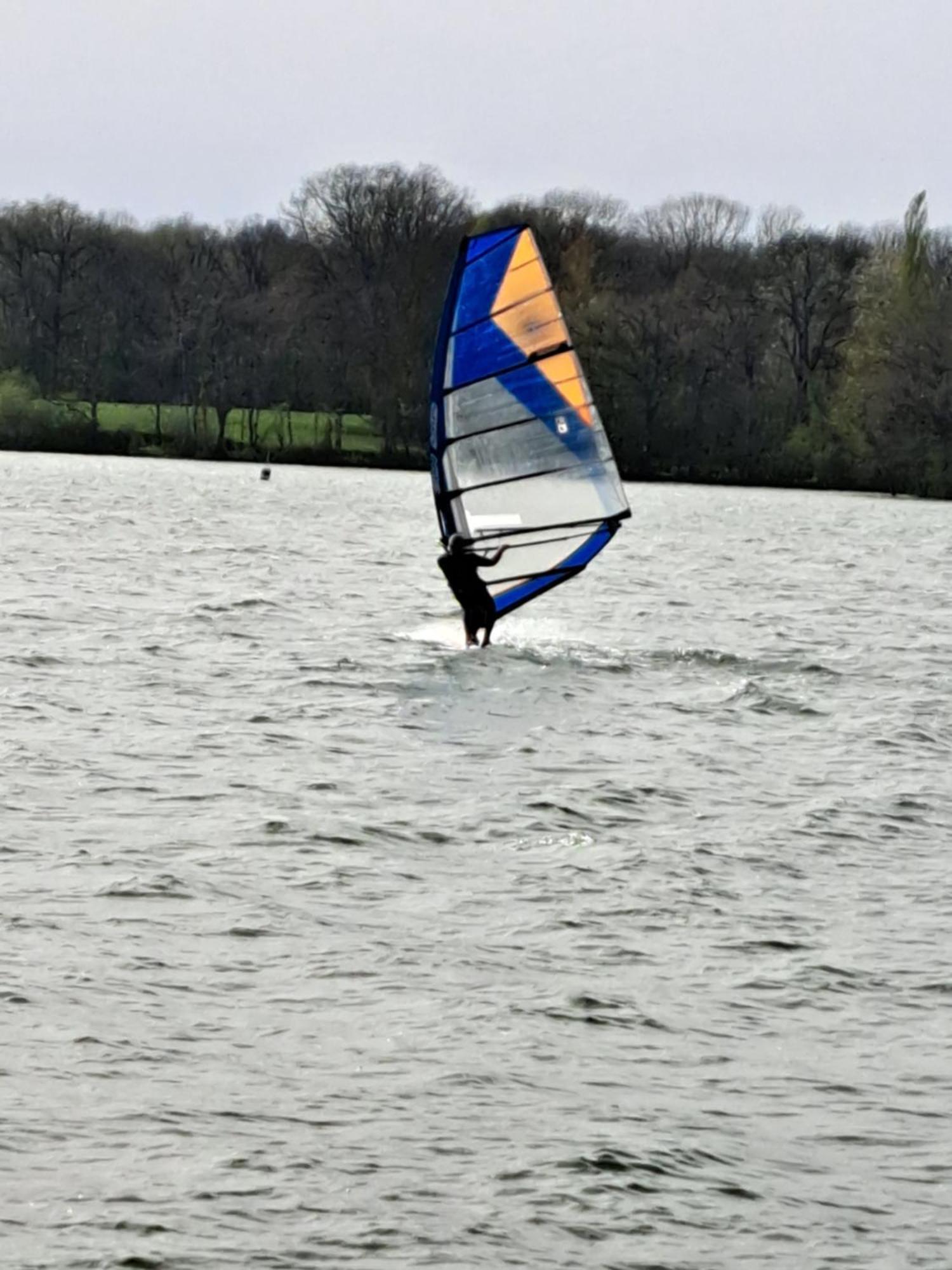 Bateau-hôtel Bateau - Canal Du Nivernais Nievre